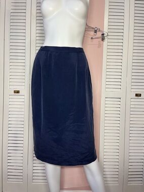Classic Navy Pencil Skirt - Women